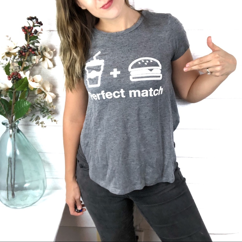 2KUHL Gray & White Graphic Burger Tshirt